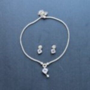 Lori Bonn silver pendant necklace and earrings